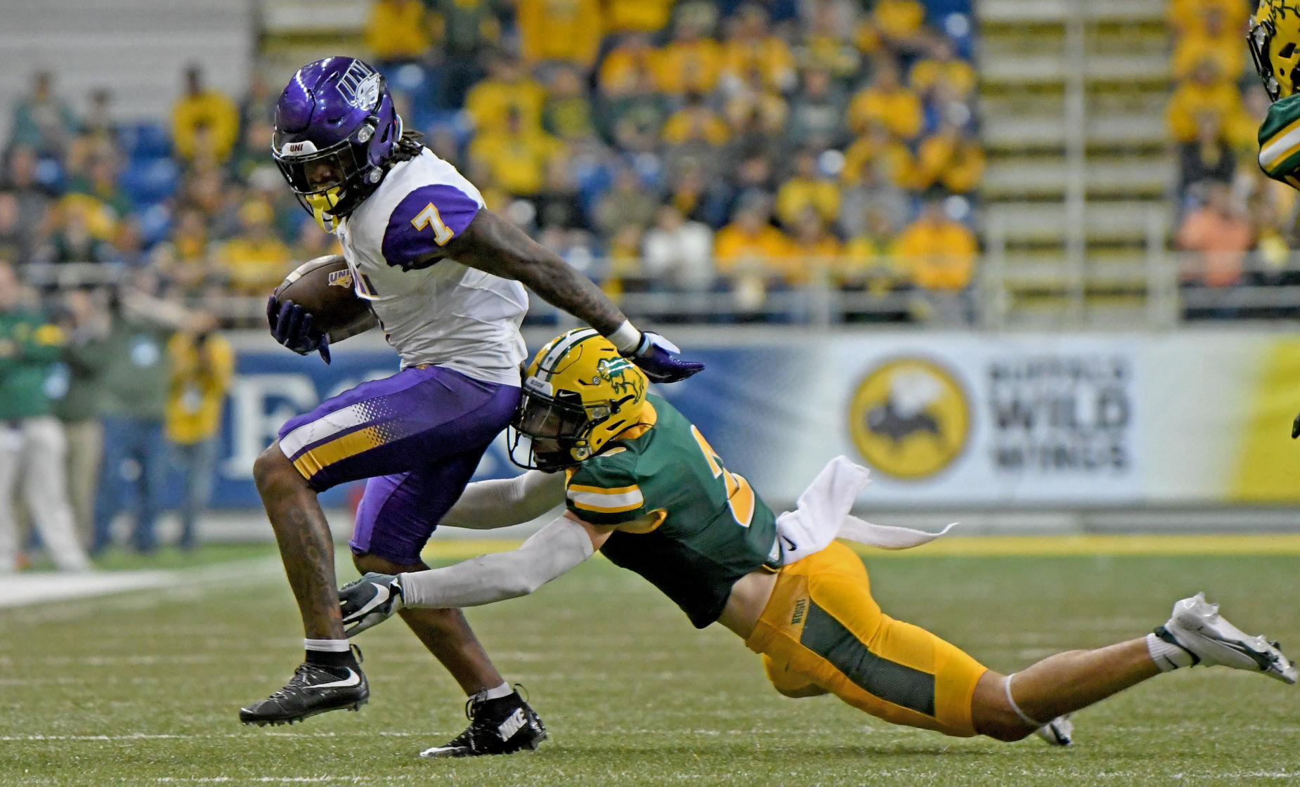 101021.S.FF.NDSUfootball